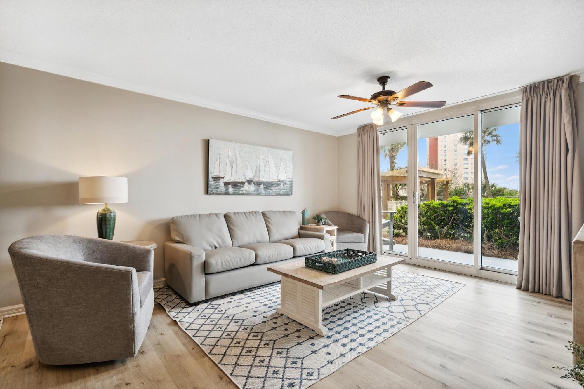 Pelican Beach Resort By Panhandle Getaways デスティン 部屋 写真